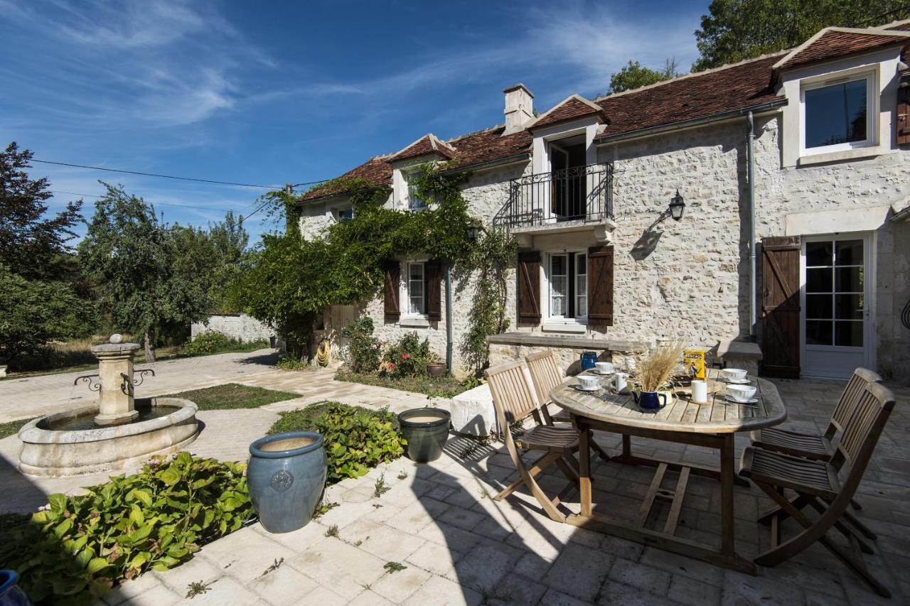 Le Riad Bourguignon Ouanne Екстериор снимка